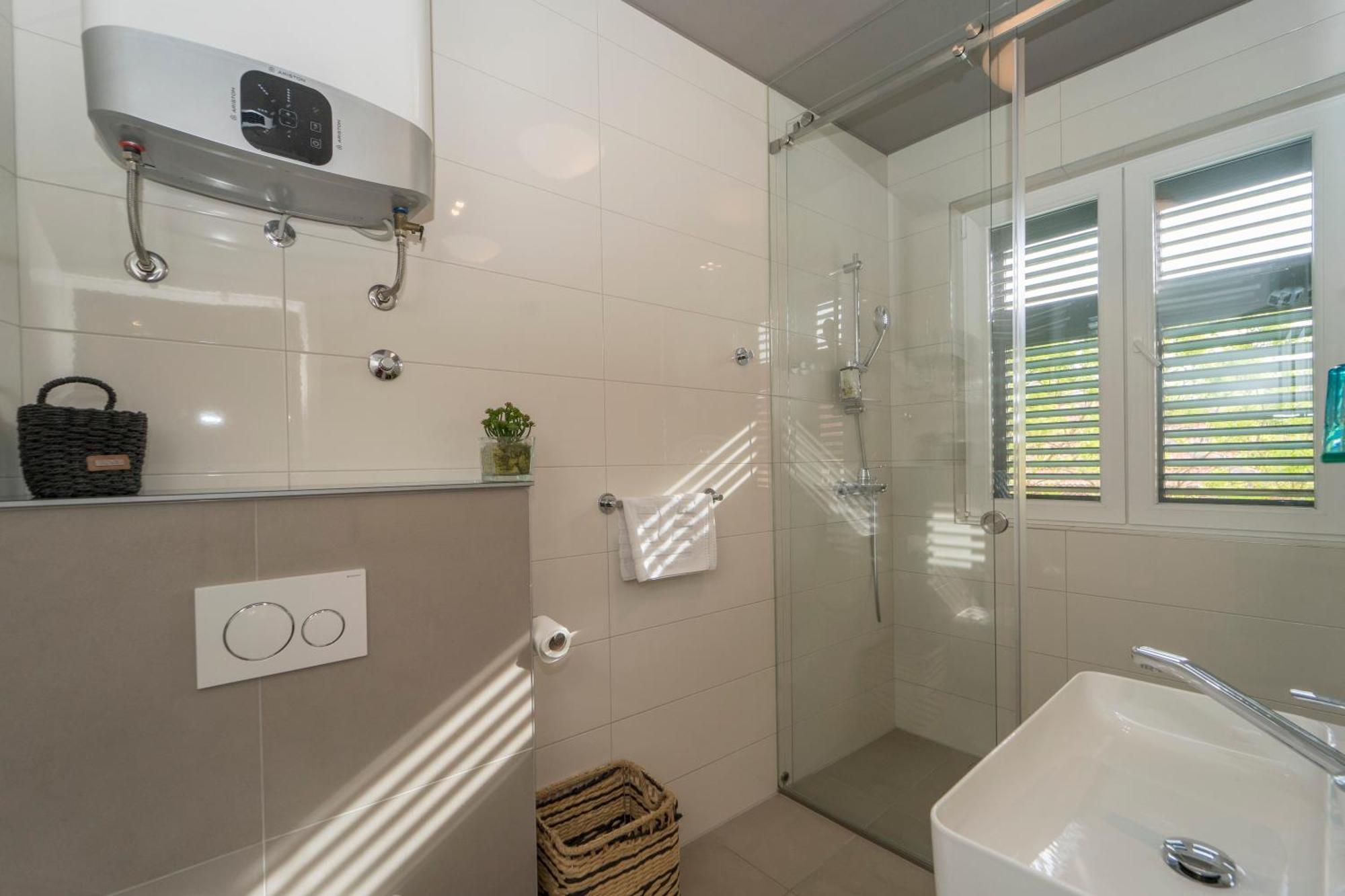 Luxury Rooms And Apartment Silente Bacvice Split Exterior photo