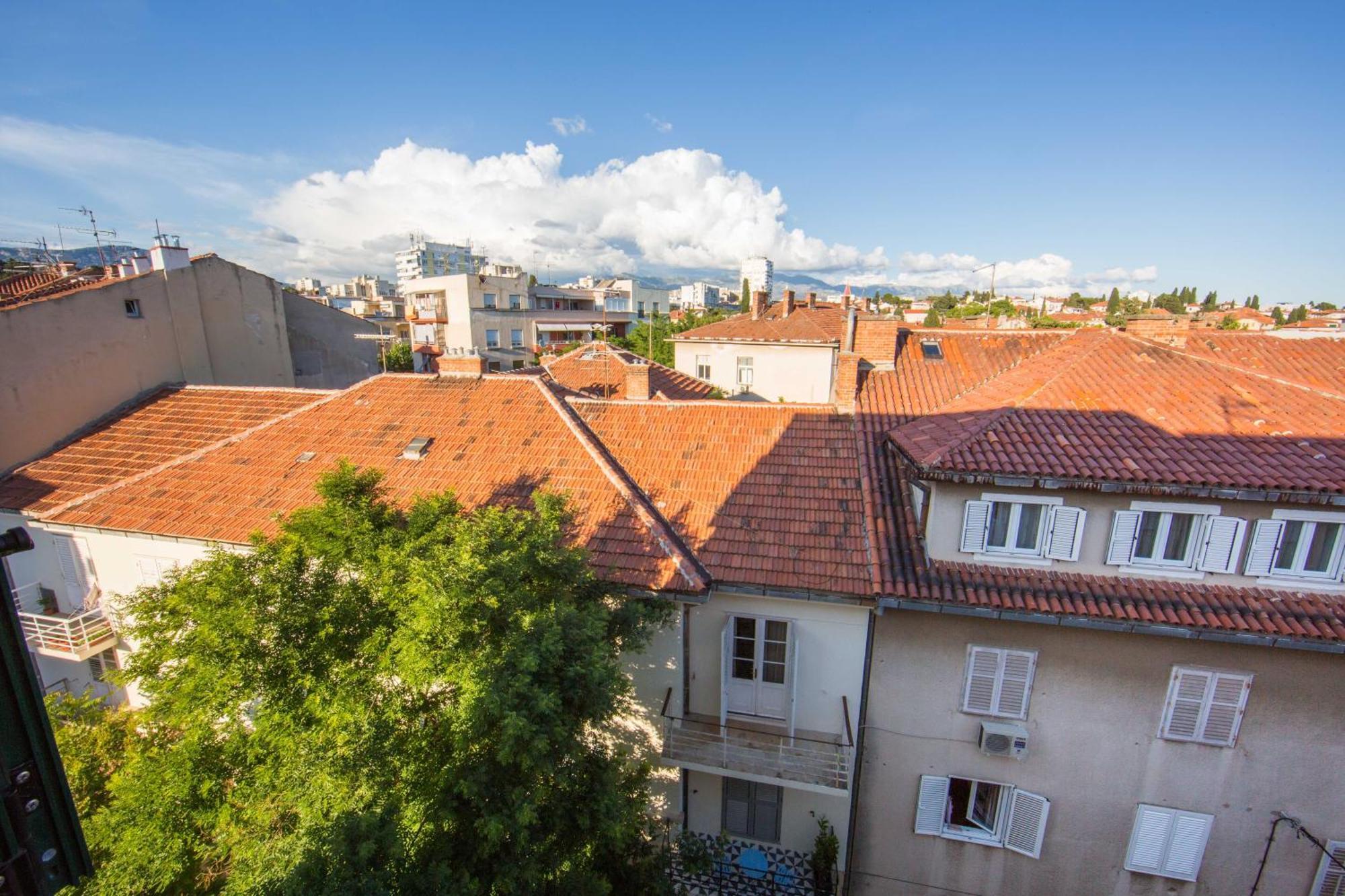 Luxury Rooms And Apartment Silente Bacvice Split Exterior photo