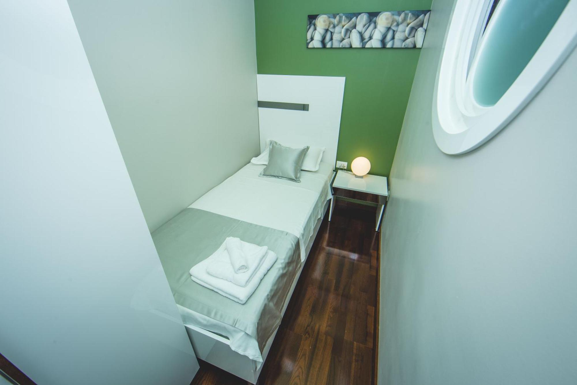 Luxury Rooms And Apartment Silente Bacvice Split Exterior photo