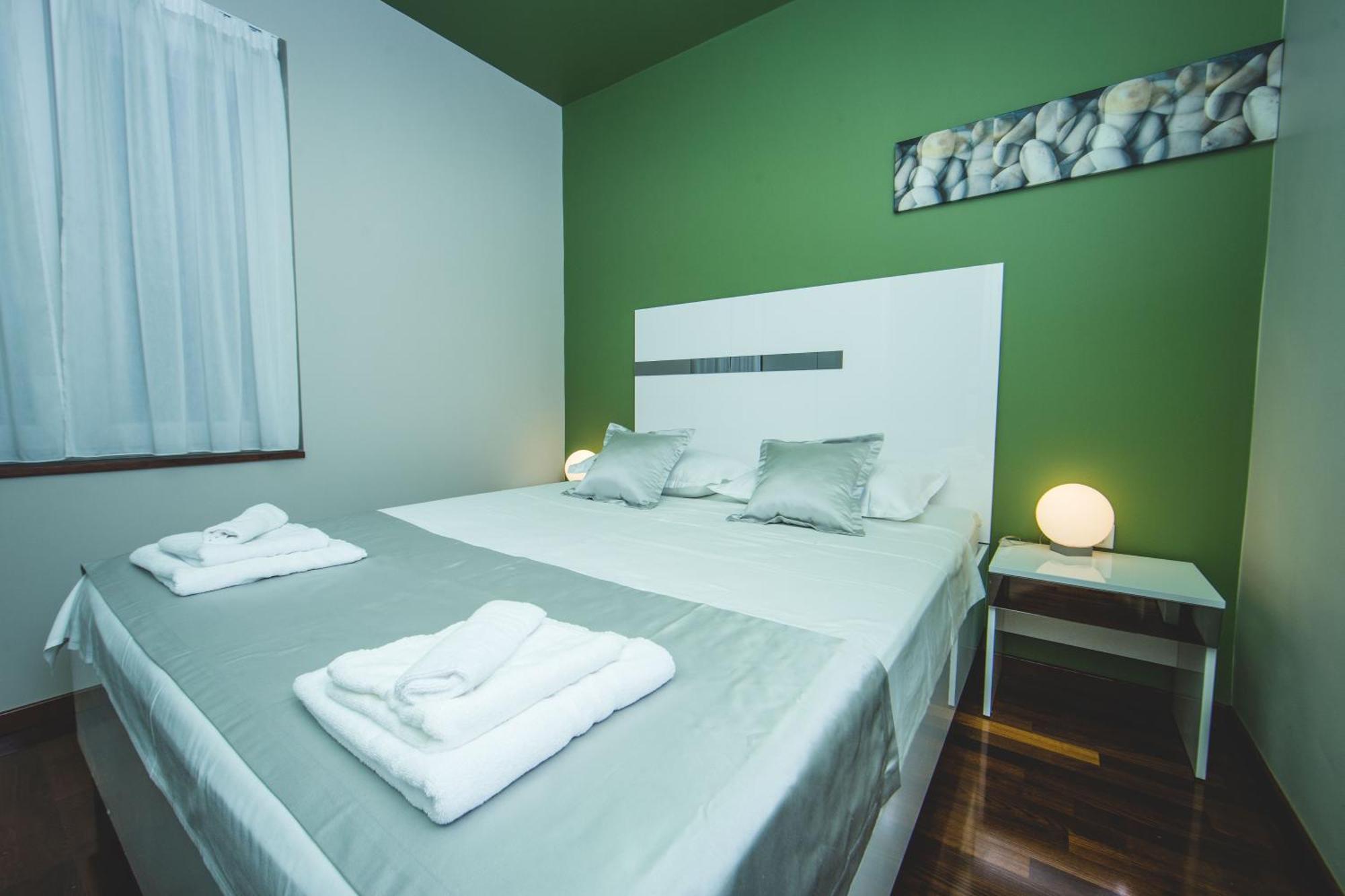 Luxury Rooms And Apartment Silente Bacvice Split Exterior photo