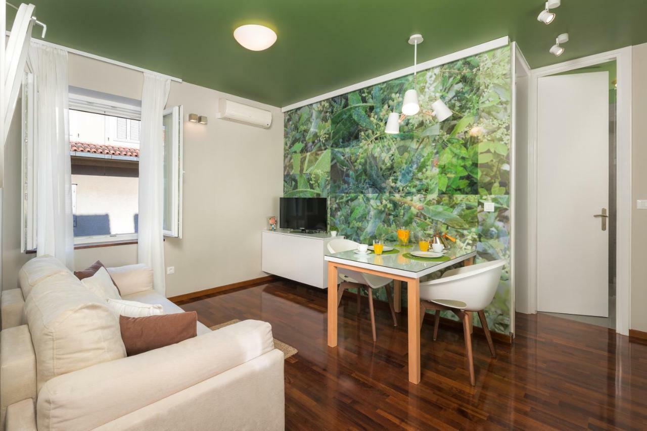 Luxury Rooms And Apartment Silente Bacvice Split Exterior photo